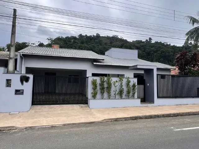 Imagem: Casa com 3 Quartos na Barra