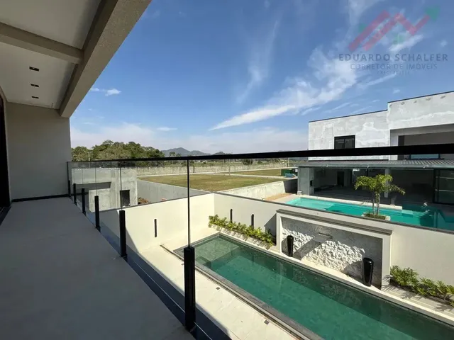 Imagem 15: Imóvel para Venda Possui 413 Metros Quadrados com 5 Quartos em Centro - Camboriú - Sc