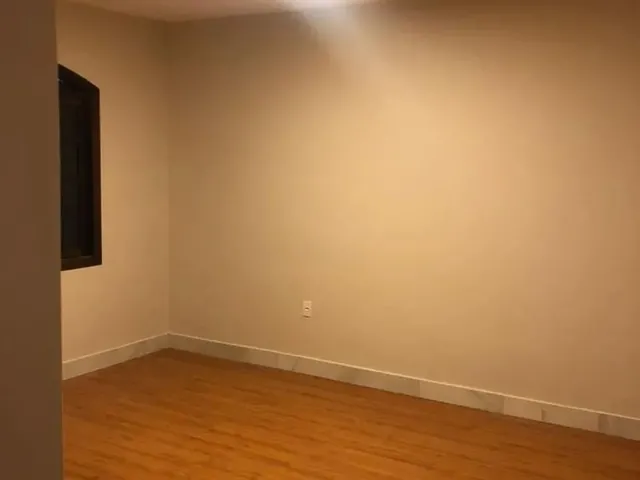 Imagem 12: Parcele Direto com o Proprietário Casa de 1 Suite e 2 Dormitórios com Edícula