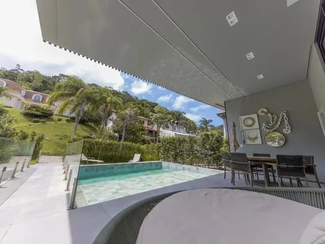 Imagem 4: Casa Mobiliada Decorade e Equipada 4 Suítes, 5 Bwc, Pronta pra Vc Morar em Bc