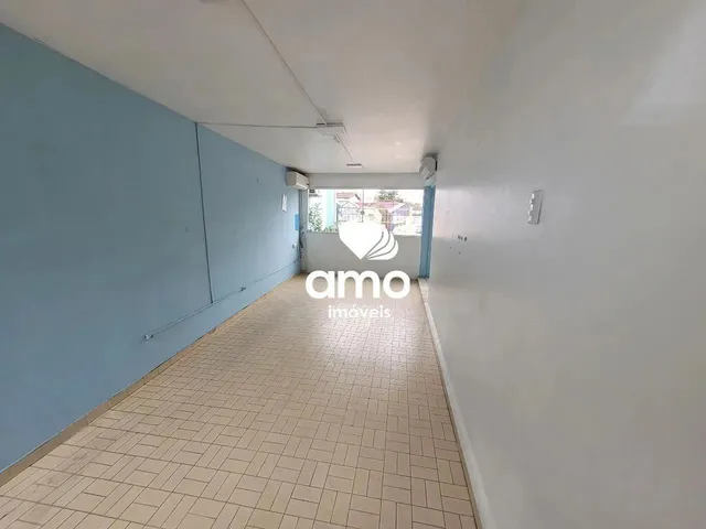 Imagem 9: Casa Comercial com Amplo Terreno para Venda no Centro de Brusque!