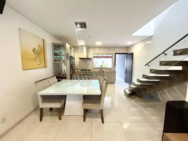Imagem: Sobrado com 3 Dormitórios À Venda, 138M²