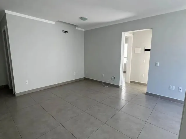 Imagem 3: Apartamento - 2 Dormitórios - 2 Suítes - Localizado em Balneário Camboriú / Praia