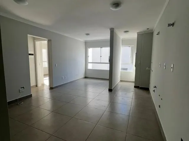 Imagem 9: Apartamento - 2 Dormitórios - 2 Suítes - Localizado em Balneário Camboriú / Praia