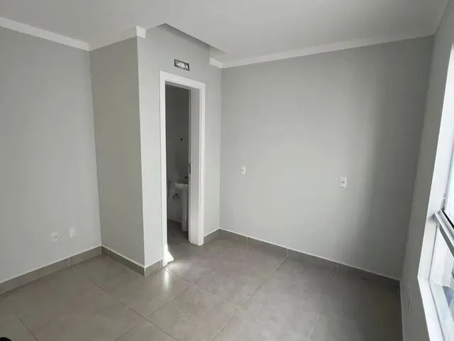 Imagem 13: Apartamento - 2 Dormitórios - 2 Suítes - Localizado em Balneário Camboriú / Praia
