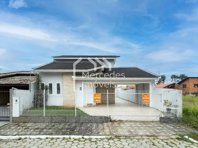 Imagem: Casa Semimobiliada com 1 Suíte 3 Dormitórios