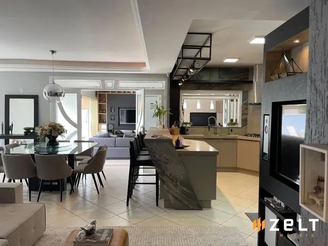 Imagem 2: Casa com 3 Suítes À Venda, 293 M² por R$ 1.420.000 - Velha -...