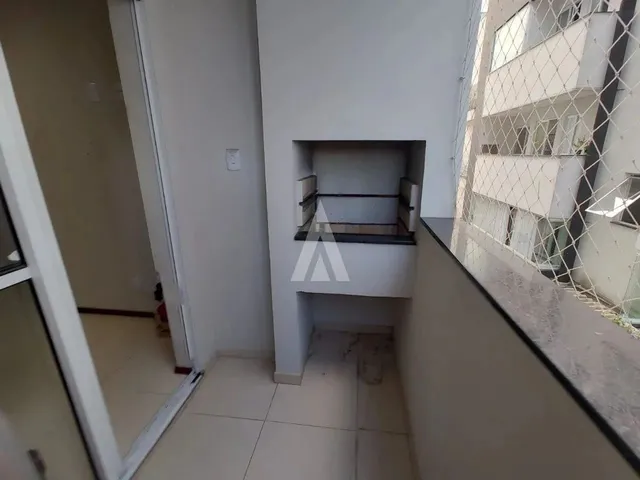 Imagem 8: Apartamento com 1 Suíte e Mais 1 Quarto, À Venda no Bairro Costa e Silva Em