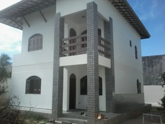 Imagem 1: Casa em Ipitanga com 4 Quartos
