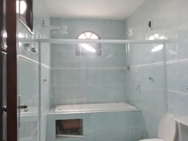 Imagem 9: Casa em Ipitanga com 4 Quartos