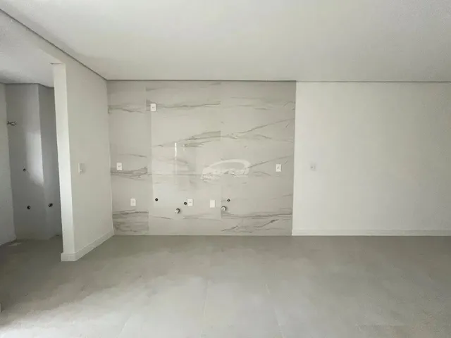 Imagem 16: Apartamento com Dois Dormitórios Sendo Uma Suíte, Sacada com Churrasqueira e 1 Vaga De