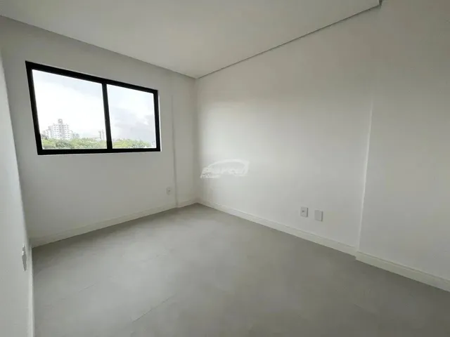 Imagem 6: Apartamento com Dois Dormitórios Sendo Uma Suíte, Sacada com Churrasqueira e 1 Vaga De