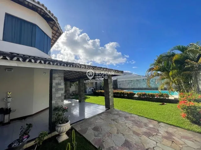 Imagem 2: Casa Mobiliada com 4/4 em Condominio Fechado