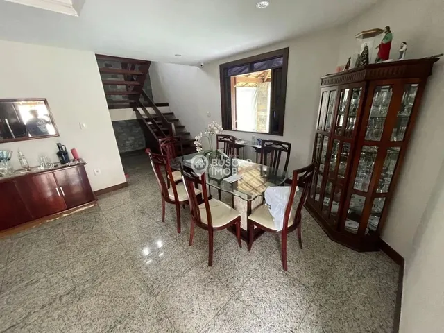 Imagem 3: Casa Mobiliada com 4/4 em Condominio Fechado