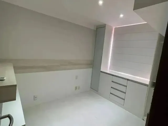 Imagem 4: Apartamento 2/4 Semi Mobiliado no Condomínio Edifício san Marino em Buraquinho
