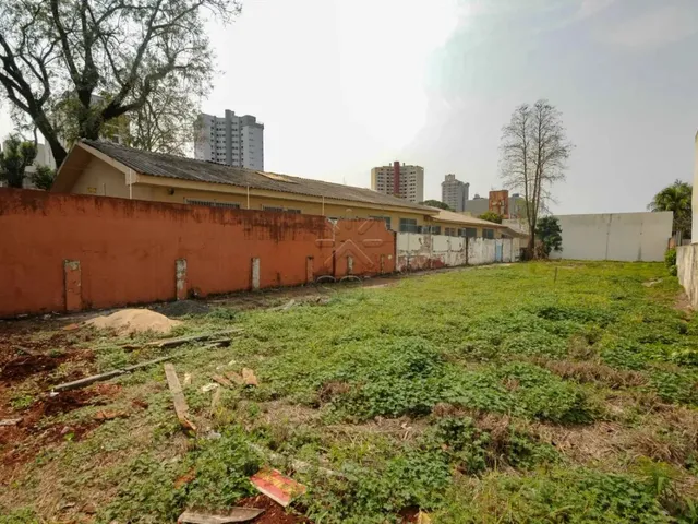 Imagem: Terreno Amplo À Venda no Centro de Foz