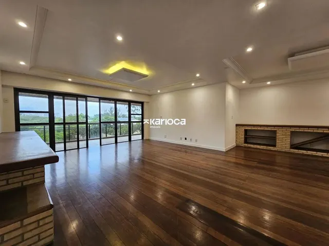 Imagem 1: Exuberância, Espaço e Privacidade: 4 Suítes 240M² de Luxo Absoluto no Park Palace