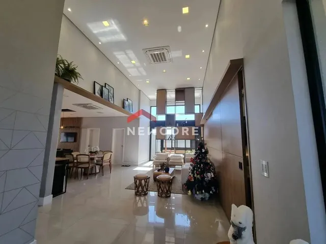 Imagem: A casa em condomínio possui 3 Dormitórios, 3 Suítes, 5