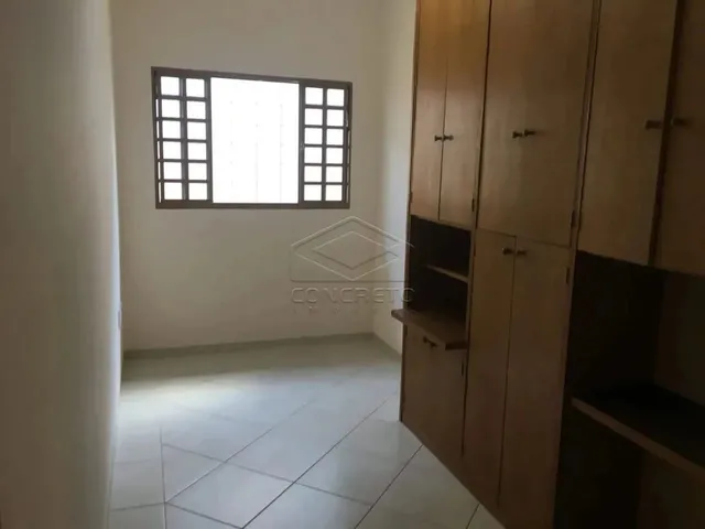 Imagem 3: Terra Branca. Churrasqueira, Ar-condicionado, Guarda roupae183m² de...