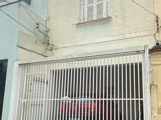 Imagem: A casa possui 3 Dormitórios, 1 Suíte, 3 Banheiros, 1 Vaga