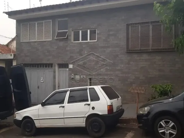 Imagem: A casa possui 3 Dormitórios, 1 Suíte, 3 Banheiros, 1 Vaga