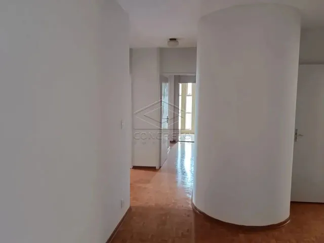 Imagem: O apartamento possui 3 Dormitórios, 1 Suíte, 3 Banheiros,