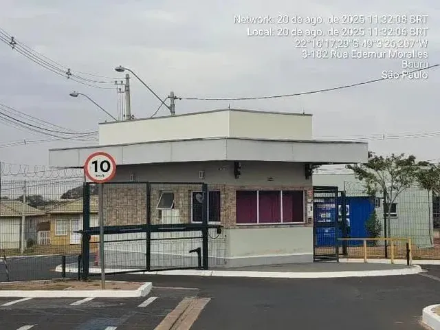 Imagem: A casa possui 2 Dormitórios, 1 Banheiro, 1 Vaga na