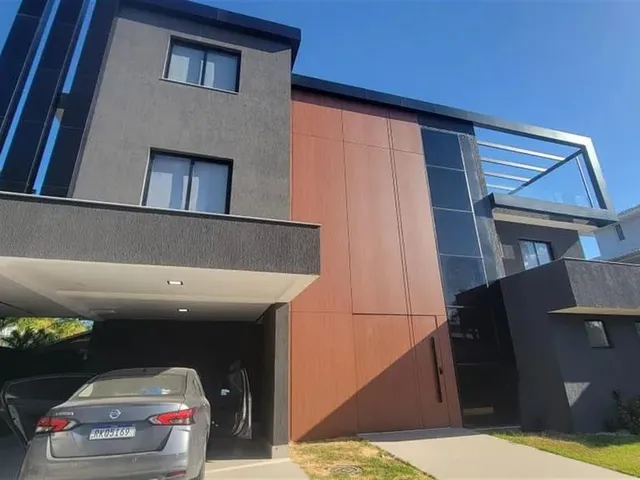 Imagem: Casa Contemporânea com Elevador Panorâmico