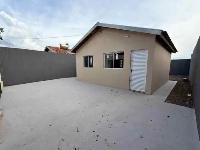 Imagem: Casa em santa Cruz com Quintal Grande