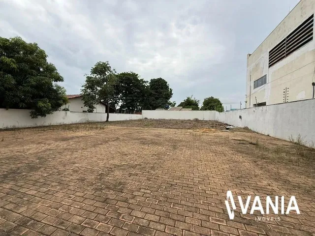 Imagem 7: Imóvel Comercial com Área Administrativa e Galpão