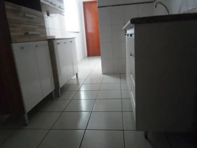 Imagem 15: 03 Quartos, 01 Suíte com Closet, Armários. na Rua do Grego Restaurante