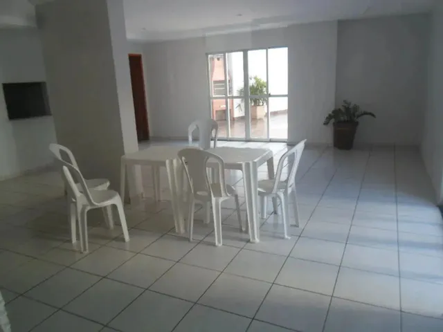 Imagem 6: 03 Quartos, 01 Suíte com Closet, Armários. na Rua do Grego Restaurante