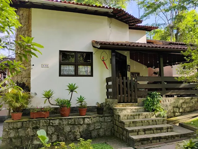 Imagem: Mansão nas Cachoeiras de Penedo