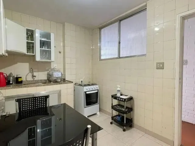 Imagem 9: Apto com 3 Quartos e Vaga Garagem no Centro Histórico