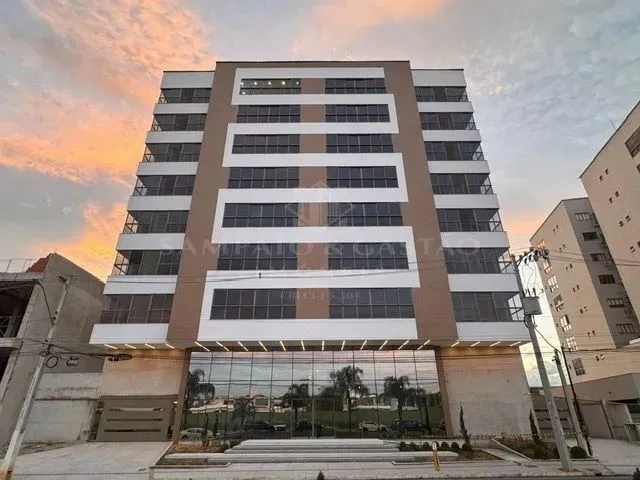 Imagem: O apartamento possui 3 Dormitórios, 3 Suítes, 5