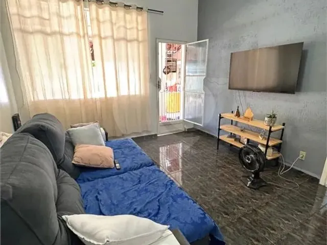 Imagem: Casa com 3 Quartos À Venda em Vila Mury