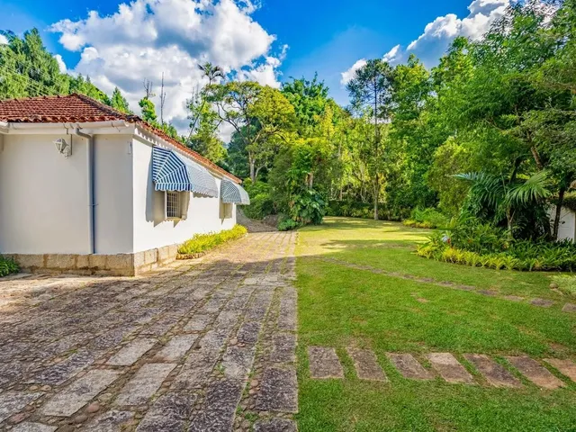 Imagem 13: Casa com 6 Quartos em Condomínio no Cuiabá, Petrópolis