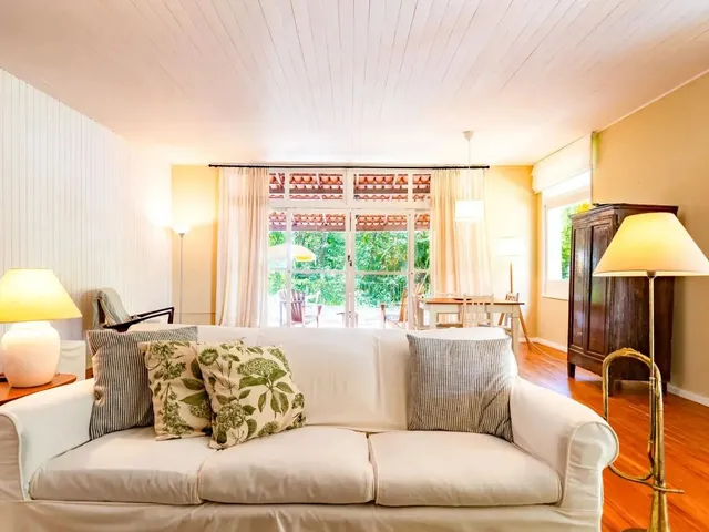 Imagem 4: Casa com 6 Quartos em Condomínio no Cuiabá, Petrópolis