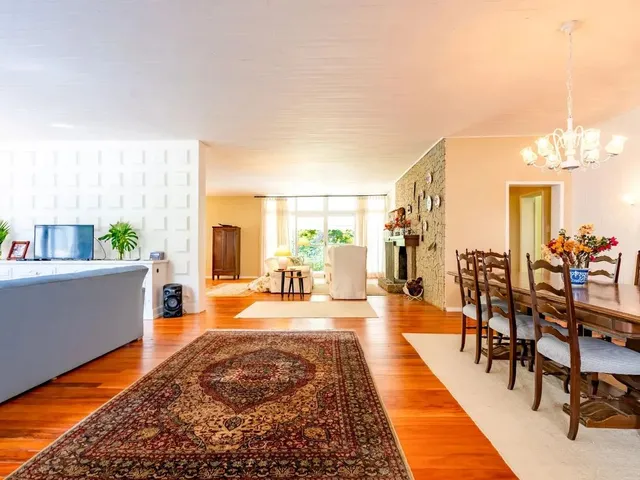 Imagem 7: Casa com 6 Quartos em Condomínio no Cuiabá, Petrópolis
