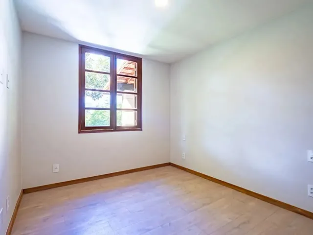 Imagem 8: Casa com 3 Quartos em Itaipava, Petrópolis