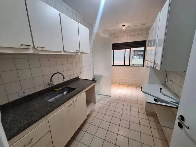 Imagem 7: Apartamento com Varanda e Móveis Planejados no Pacific Towers Alphaville