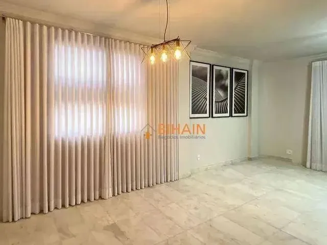 Imagem: Apartamento com 4 Dormitórios À Venda