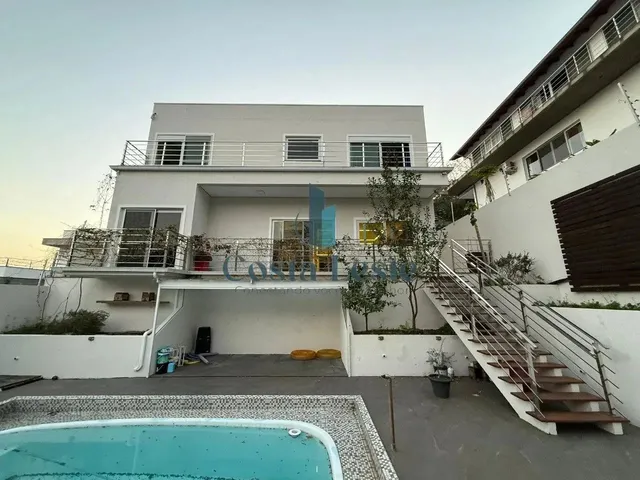 Imagem 14: Excelente Casa Ampla de 3 Dormitórios no Itacorubi