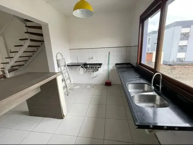 Imagem 11: Imóvel para Venda Possui 66 Metros Quadrados com 2 Quartos em Jardim do Salso - Porto