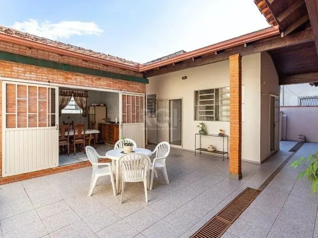 Imagem: Casa Sobrado no Partenon de 3 Dormitórios