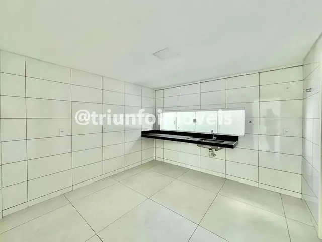 Imagem 5: Casa a Venda no Ininga com 4 Suítes