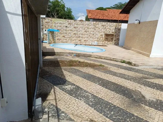 Imagem 11: Excelente Casa na Av. Lindolfo Monteiro com 5 Quartos Sendo 4 Suites, Sala Ampla, Jardim D