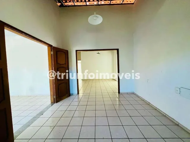 Imagem 4: Casa com 3 Quartos a Venda no Mocambinho