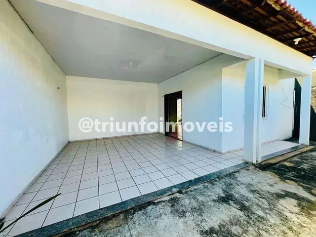 Imagem 9: Casa com 3 Quartos a Venda no Mocambinho