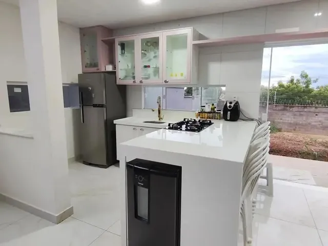 Imagem: Casa Duplex Á Venda em Condomínio 174M²